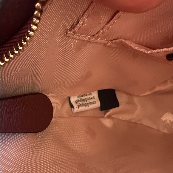 Beyond Adorable “KATE SPADE” Dog Crossbody Bag - Picture 6 of 10